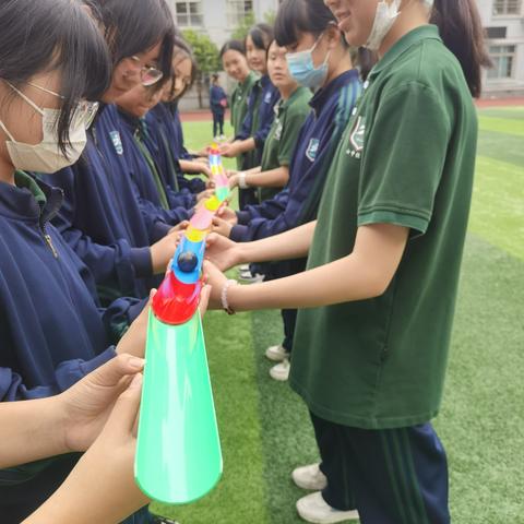 遇见不一样的你——六中位育中学“525”心理健康月活动集锦