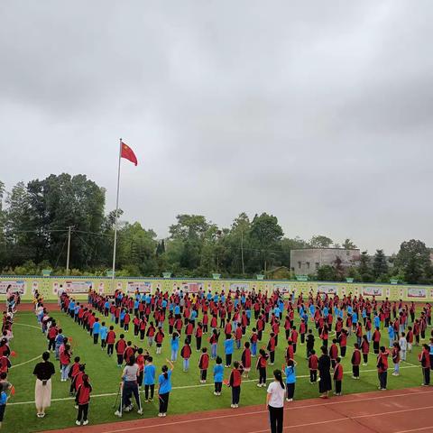 白圫中心小学迎中秋，庆国庆"童心向党做栋梁，立德树人育英才"主题教育活动