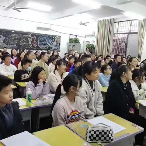 双向奔赴，共育未来——2023年秋季学期312班家长会