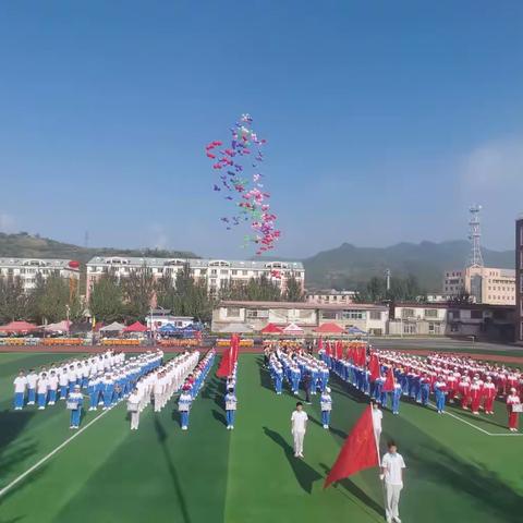 青春无畏 逐梦扬威——市三十六中学第三十九届田径运动会纪实