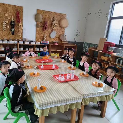 刘寨幼儿园小一班中秋节主题活动