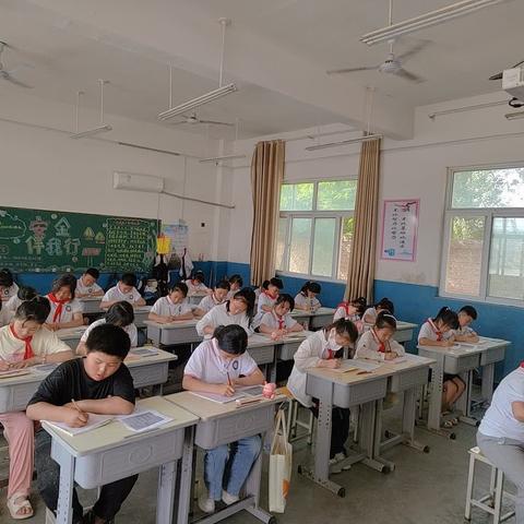 “执笔书经典 ，古韵逸书香”———杨玘屯小学书法比赛活动