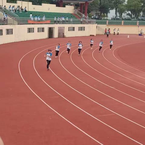 江华一中第八届学生运动会