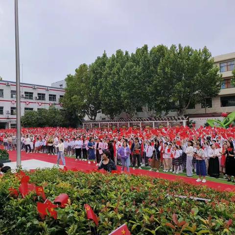 尉氏县实验小学迎双节研修活动主题之“歌声嘹亮，祝福祖国”