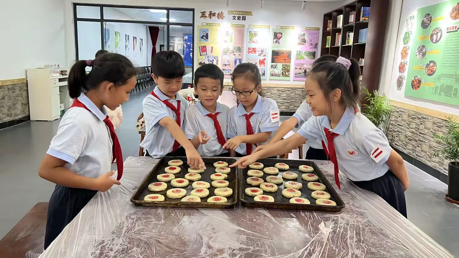 简篇-【中秋佳节🎑】遥寄相思中秋梦——金山区亭林小学三(6)中队中秋节主题实践活动