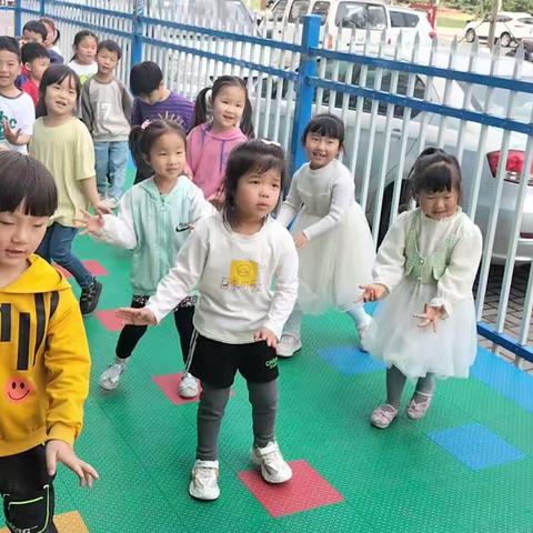 金宝贝分园安安幼教中心月亮🌙一班快乐体智能