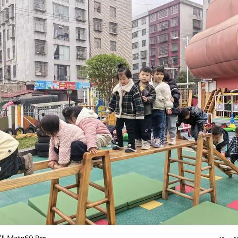 水城区第六幼儿园 小五班 11月《我是乖宝宝》月总结