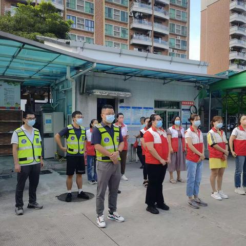 爱心护学，平安同行——2022年6月23日103班护岗日