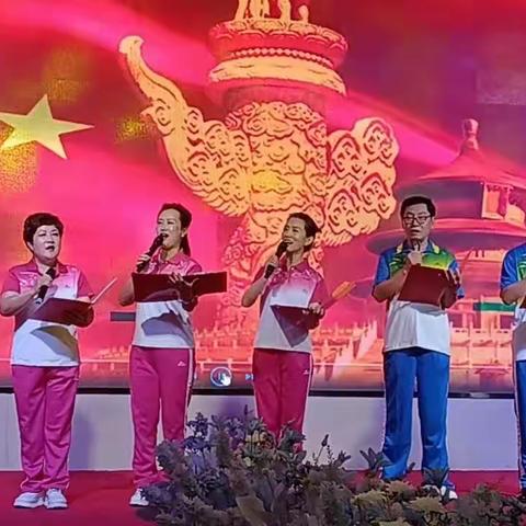 为伟大祖国歌唱 为美好生活起舞      阿拉善老年大学声乐（3）班、步秀（4）班“庆国庆、度中秋、欢迎新学友”联谊活动（副本）