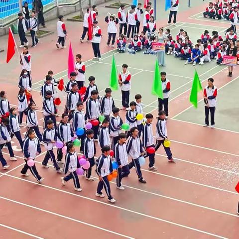 披荆斩棘 百年荣光 ——咸阳梦圆职业学校2022级10班