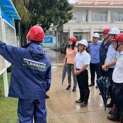 海南省水务厅贾文涛厅长国庆期间率队莅临海口城市公司开展安全生产检查调研（副本）