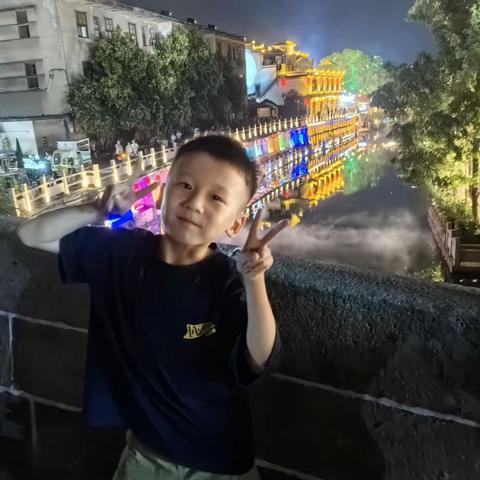 快乐假期    快乐劳动