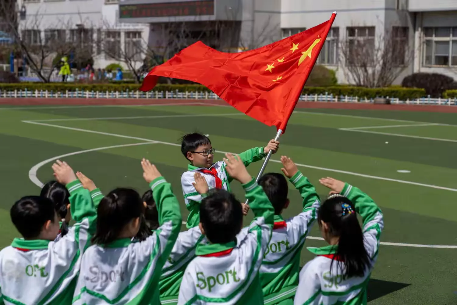 简篇-如何培养情商高、性格好的孩子?这6个关键点,值得家长关注