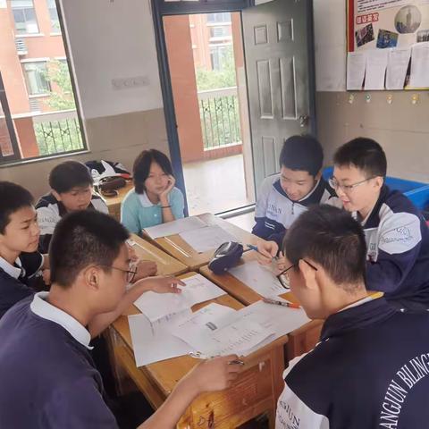 向特警叔叔致敬！——长郡双语2206六团国庆研学及团建活动