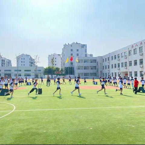 中国传统国粹《武术》———台儿庄区实验小学体育赛课