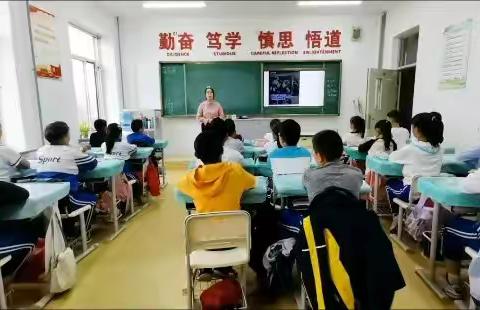 学习雷锋好榜样——拔萃小学五年二班道德与法治公开课