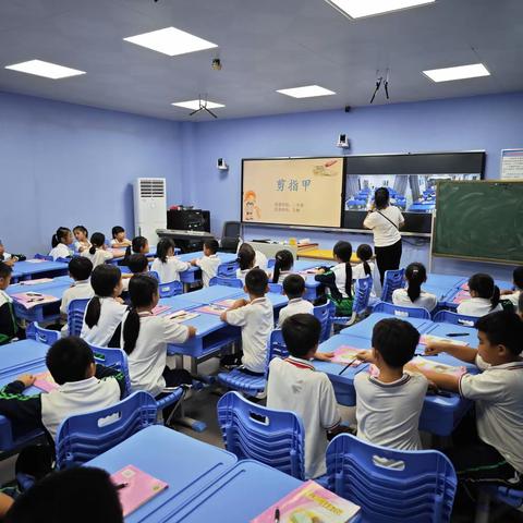 同步教学，筑梦前行——记文昌市东路中心小学同步课堂