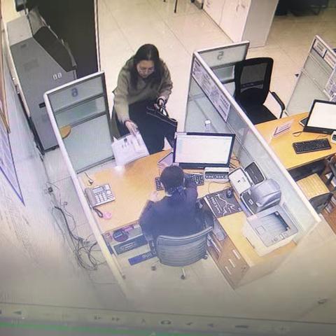 平凉崆峒支行周服务自查