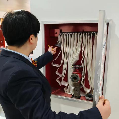 平凉崆峒支行安全自查报告