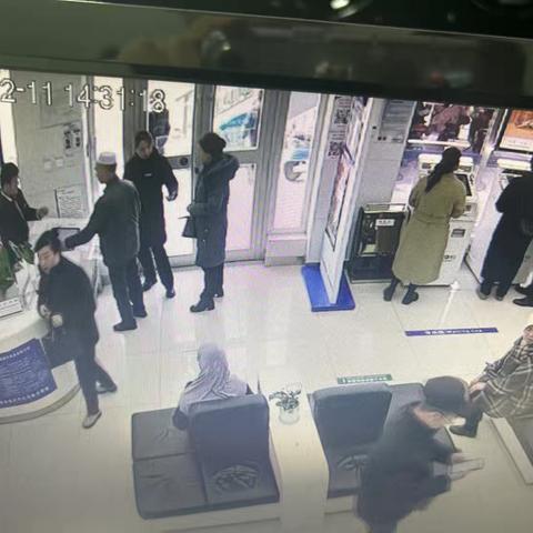 平凉崆峒支行周服务自查