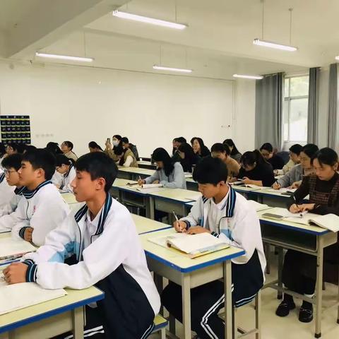 灼灼风华 风禾尽起                            记华中师范大学附属息县高级中学23级高一语文组大教研