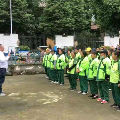 筑牢安全思想防线强化监督检查扎实做好环卫作业人员教育培训工作