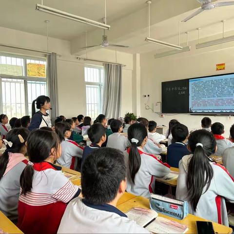 深耕教学绽风采，潜心教研共成长——赵堤镇小渠小学、邓楼中心小学第二轮语文听评课活动