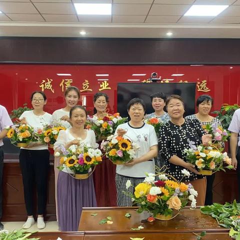 花艺雅韵·芬芳农行——下野地方鹿理财工作室邀请高净值客户举办插花艺术活动