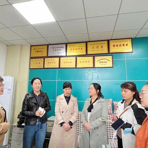 旬邑县医院总护理部一行来安康市人民医院参观交流