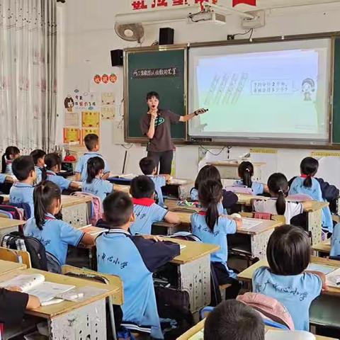 "课堂教学展风采，教研活动促成长"——记隆广中心小学第七周数学组教研活动