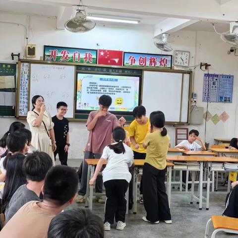 童心向党，我健康成长—罗镜镇中学七年级“展示自我”活动记录。