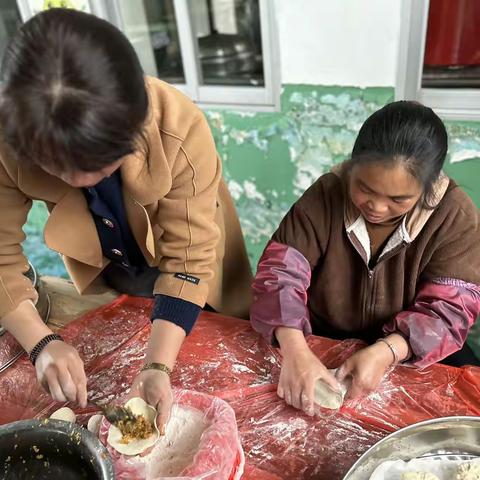 聚力展风采，携手绽芳华——济阳中心小学三八妇女节活动