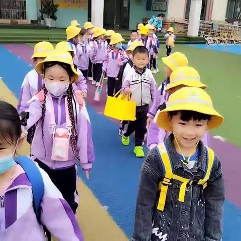 蓝天幼儿园中班级部“动物园”研学之旅