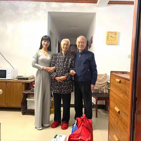 铅山县手牵手爱心公益志愿者协会的美篇