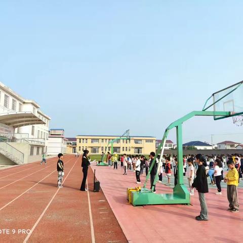 坡头学校第十六周（2025.12.15--2025.12.19）工作通报