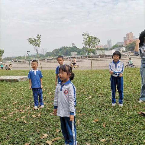 罗租小学一3班读书会