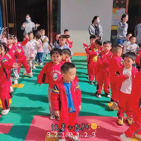 金睿幼儿园小二班第十一周幼儿生活