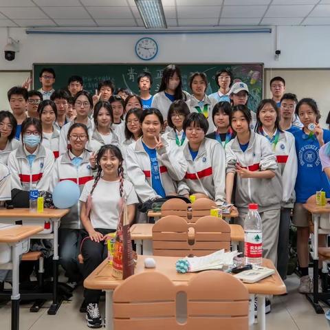 成就梦想，@未来；奋勇逐梦，少年当前