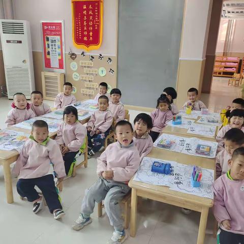 【西峰区中街幼儿园】 小四班重阳节主题活动 情暖重阳，爱在身边