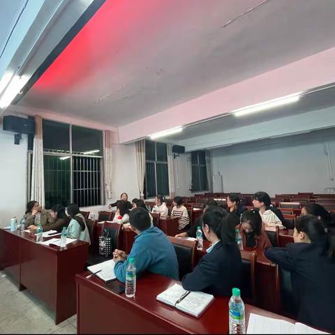 金秋正当时，教研诗意浓———记渣津镇小学三年级语文组教研活动