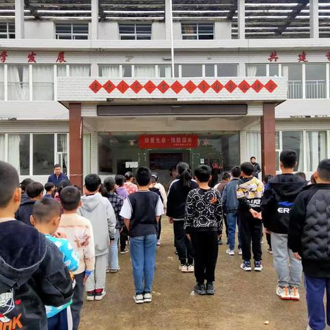 运动展风采  青春向未来——东源乡逢源小学2023年春季趣味运动会