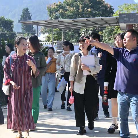 百草苑里风光好，笃实教研正当时——建德市小学综合实践活动课程教研大组扩大会议在下涯中心小学召开