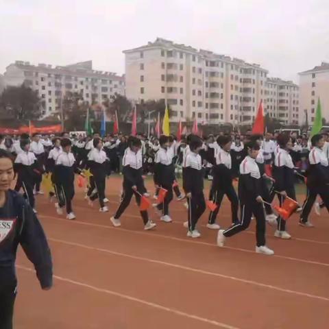 海川高中赛场飞扬风采的男孩们