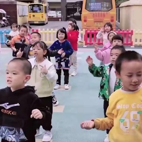 ❤️爱上幼儿园，快乐每一天✨爱丽尔幼儿园学一班成长记录