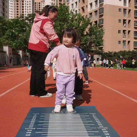 辰颐幼儿园 蒙氏IC班 10月20日 星期五 总结