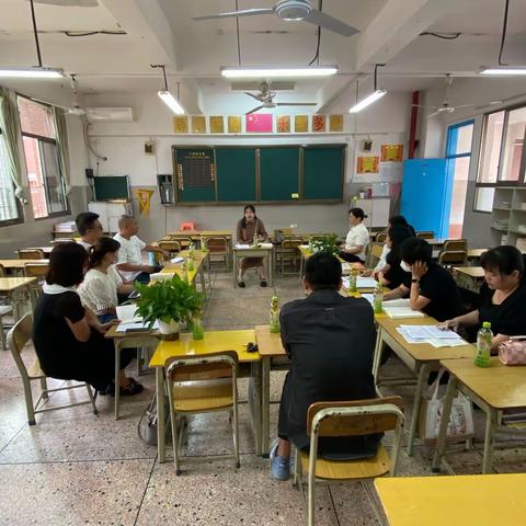 漳州新城学校 二年一班第一组线下读书沙龙