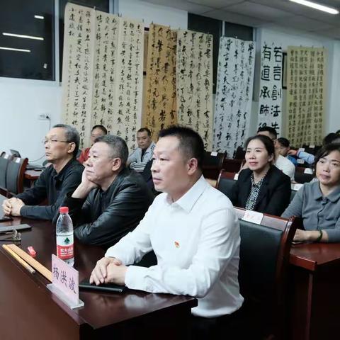 钓鱼城文艺大讲堂—合川区全国第十三届书法作品展看稿点评会暨启动仪式在合川区南津街小学成功举行