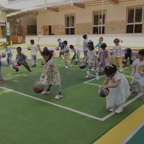 长沙市天心区红果果幼儿园蕾蕾班2023.5.15—5.19快乐生活篇