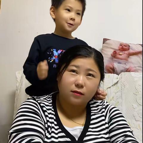 我是新起点幼儿园中一班刘明轩，我在参加“我学儒灵童，我是好孩子21天好习惯亲子训练营