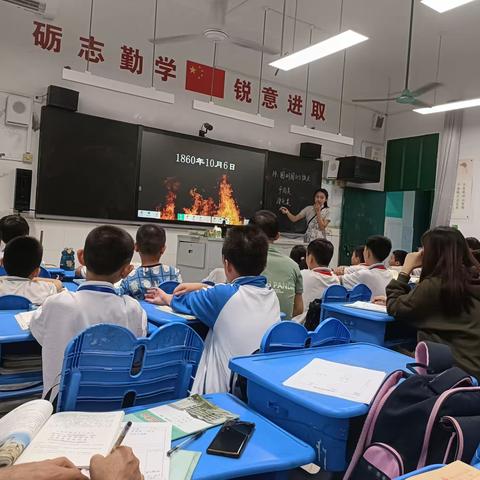 公开课上展风采，听课评课促成长———三亚市南海学校语文公开课观摩